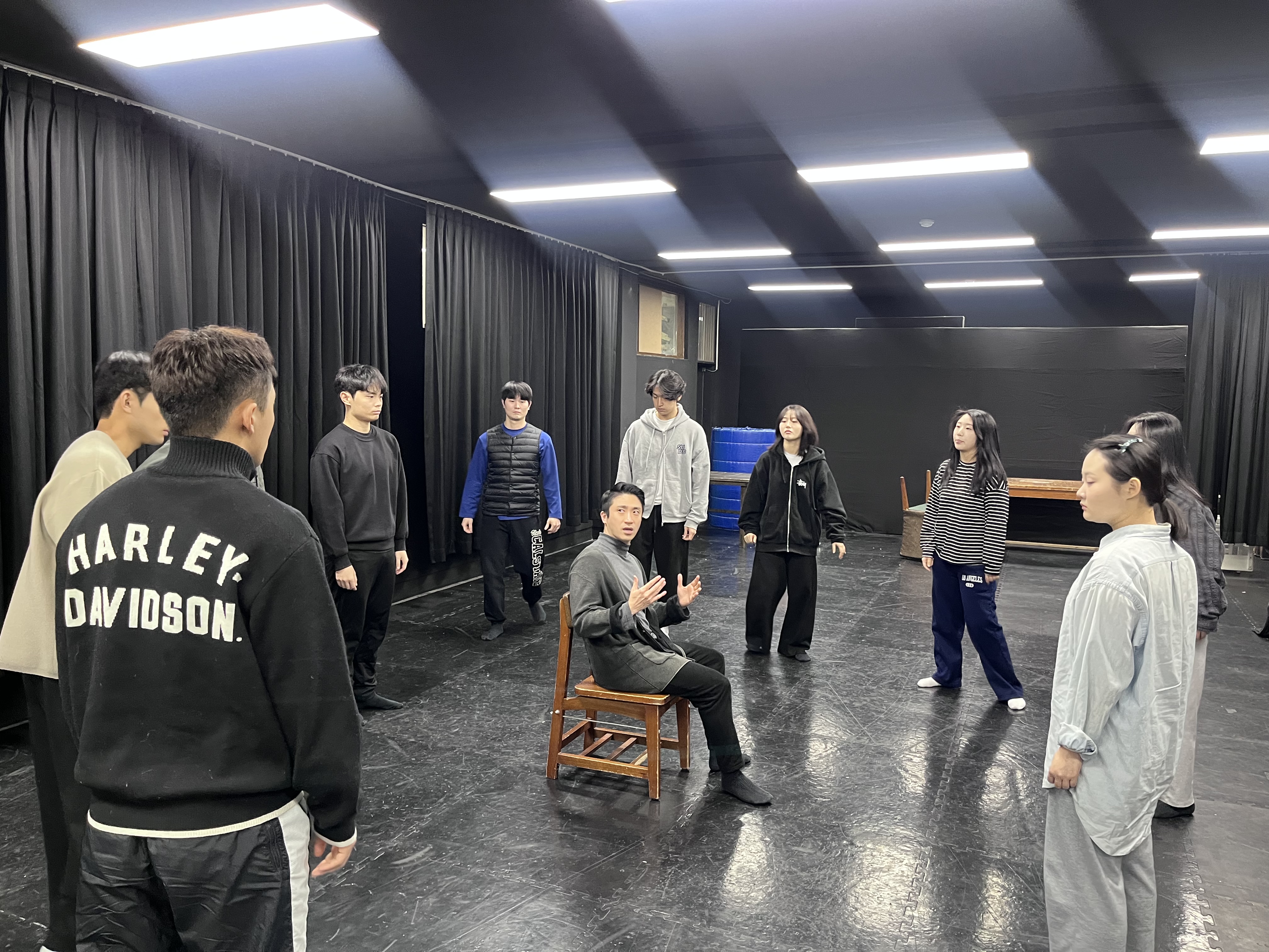 [비교과특강] 김규진 교수의 [미하일 체홉의 심리제스처] 특강 성료 2번째 파일 - 자세한 내용은 본문 참조